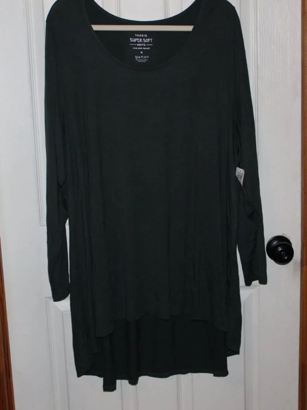NWT Torrid Super Soft Hi/Low Tunic top Forest Green 4X(26W) Nice - Picture 4 of 7